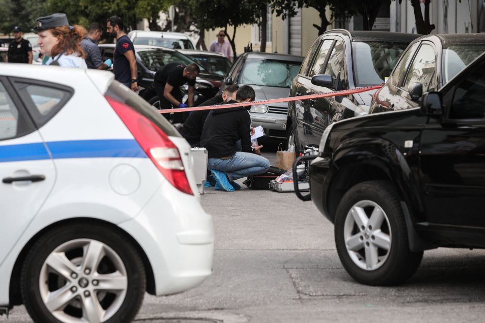 Καλλιθέα: Εδώ “γάζωσαν” τον Ευάγγελο Πάλλη – ΦΩΤΟ από το σημείο της εν ψυχρώ εκτέλεσης του “Απάτσι”