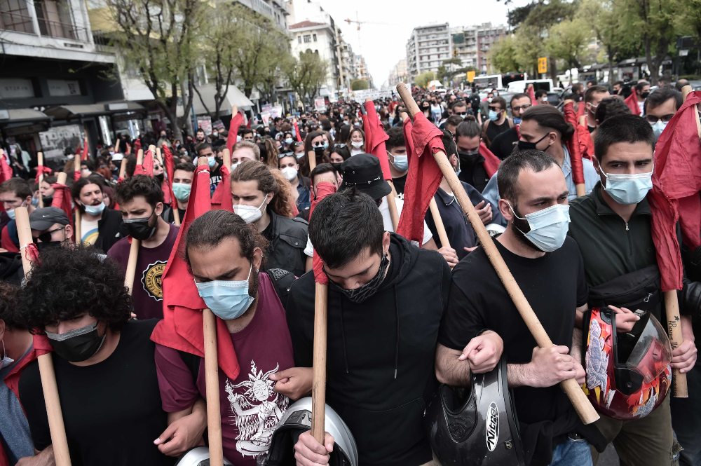 Πάνω από 1600 δημόσιες υπαίθριες συναθροίσεις  και  πορείες το τελευταίο τρίμηνο