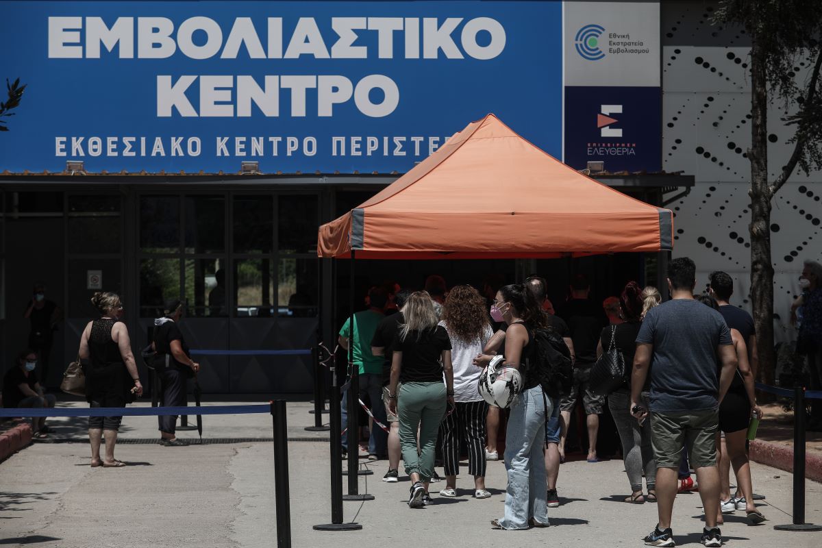 Η ΠΟΕΔΗΝ προσφεύγει στο ΣτΕ κατά της υποχρεωτικότητας 