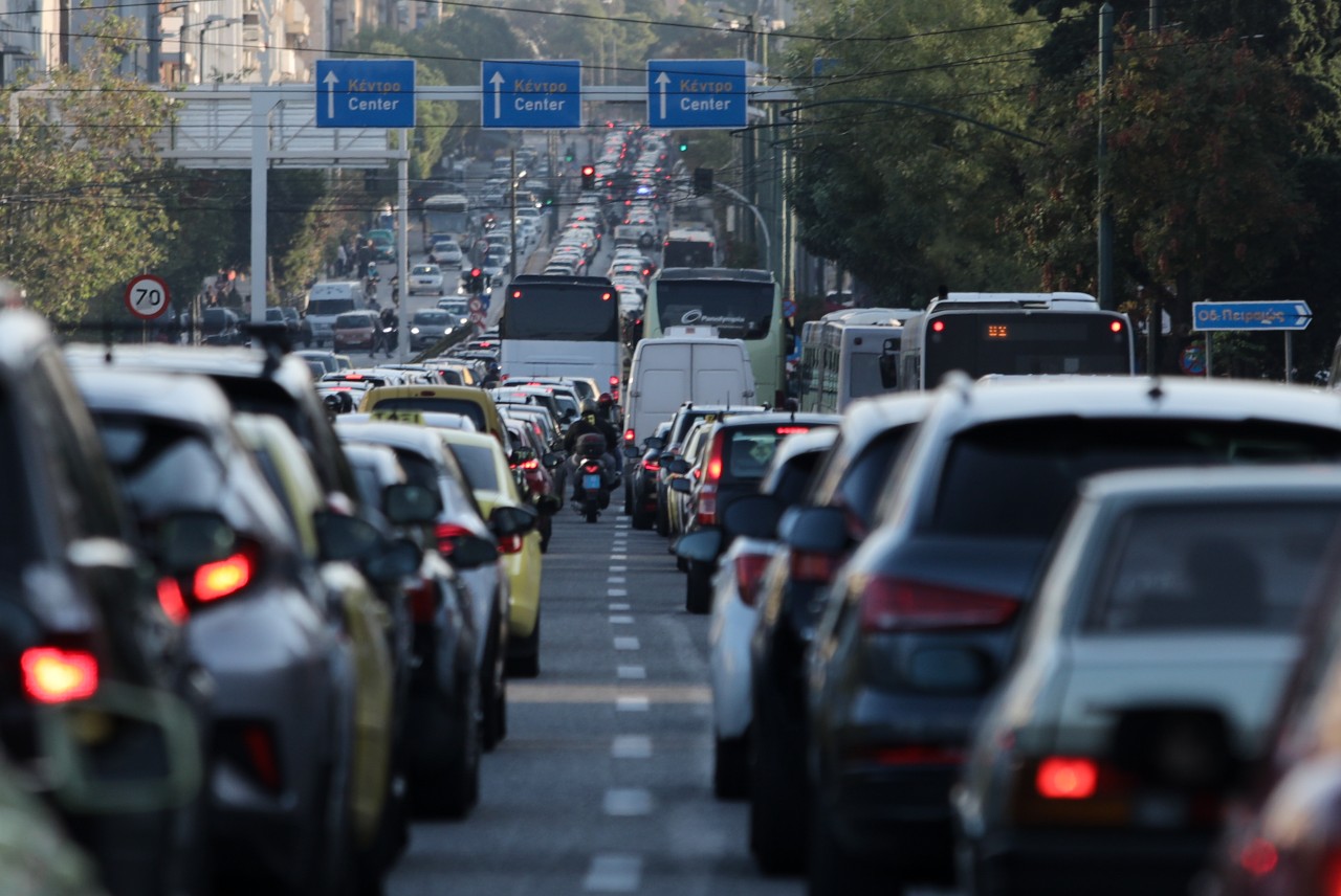 Όλες οι αλλαγές που φέρνει ο Δακτύλιος στην Αθήνα: Ποιο είναι το πρόστιμο και ποιοι κυκλοφορούν ελεύθερα