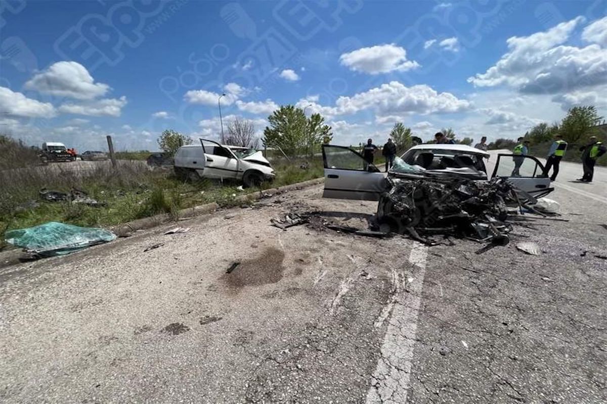 Τροχαίο στην Ορεστιάδα: Μετωπική σύγκρουση δύο οχημάτων – 3 νεκροί – ΦΩΤΟ